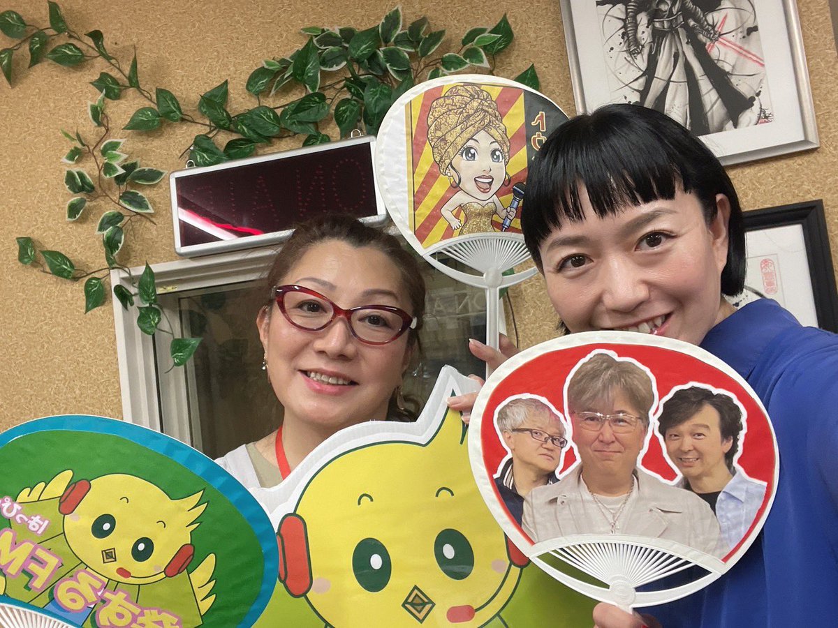 happy_21_FM's tweet photo. ぎゅっと発するモーニング
あっという間だっぴぃ
スペシャルパートナー
こまりえちゃん
メッセージテーマ
10月スタート楽しみにしてある
こと？
#ぎゅっと発するモーニング
#こまりえ
#書道家
#HASL840
#メッセージテーマ
#10月スタート楽しみにしてる事 https://t.co/RUBDh55xOw