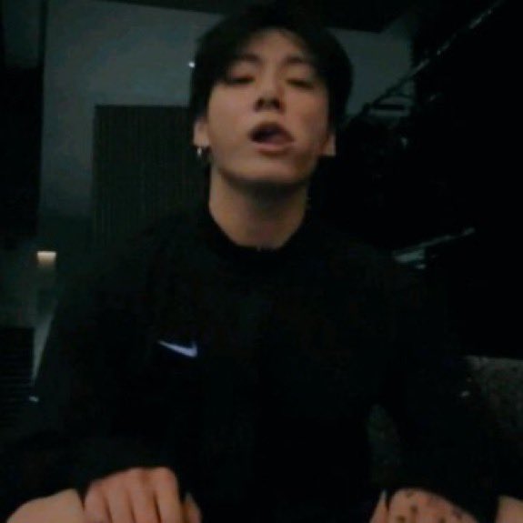 jungkovtae's tweet photo. this taehyung                       this jungkook https://t.co/nIBsqEFG2f