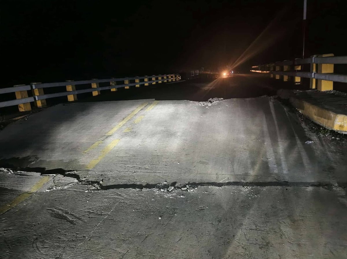 CGTNOfficial's tweet image. A total of 26 deaths and 147 injuries were reported as of 8 a.m. Wednesday after a magnitude-6.9 #quake hit the central #Philippines the previous night, according to the National Disaster Risk Reduction and Management Council.