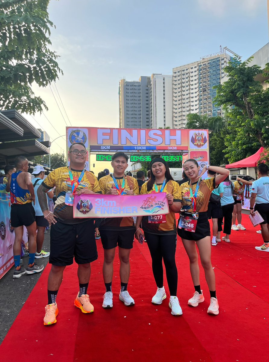 Janenebria11's tweet photo. First fun run down, many more to go 💪 https://t.co/sCsdKQZjUp