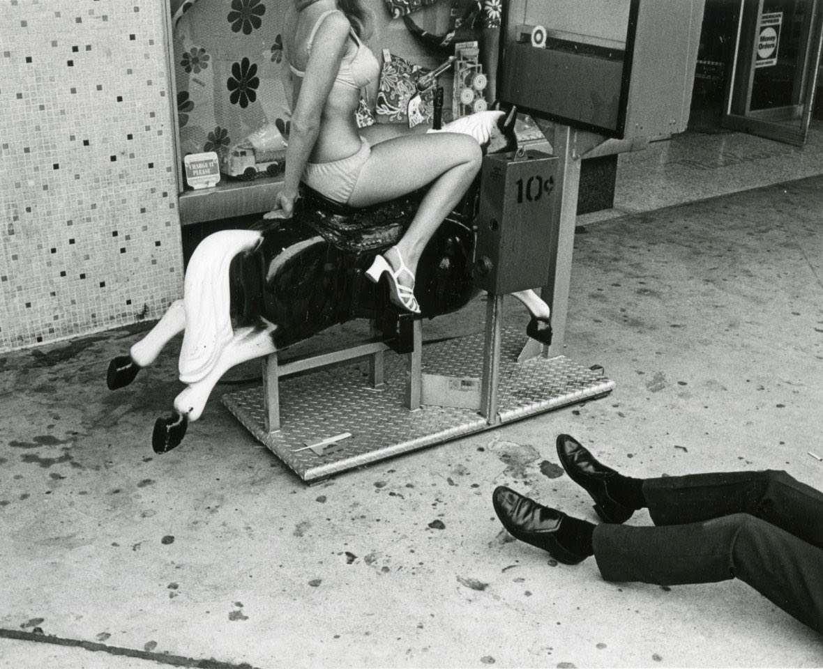 Dub__A's tweet photo. Photos of L.A. in the 1970s by Gary Krueger https://t.co/LvbzXHEgvV