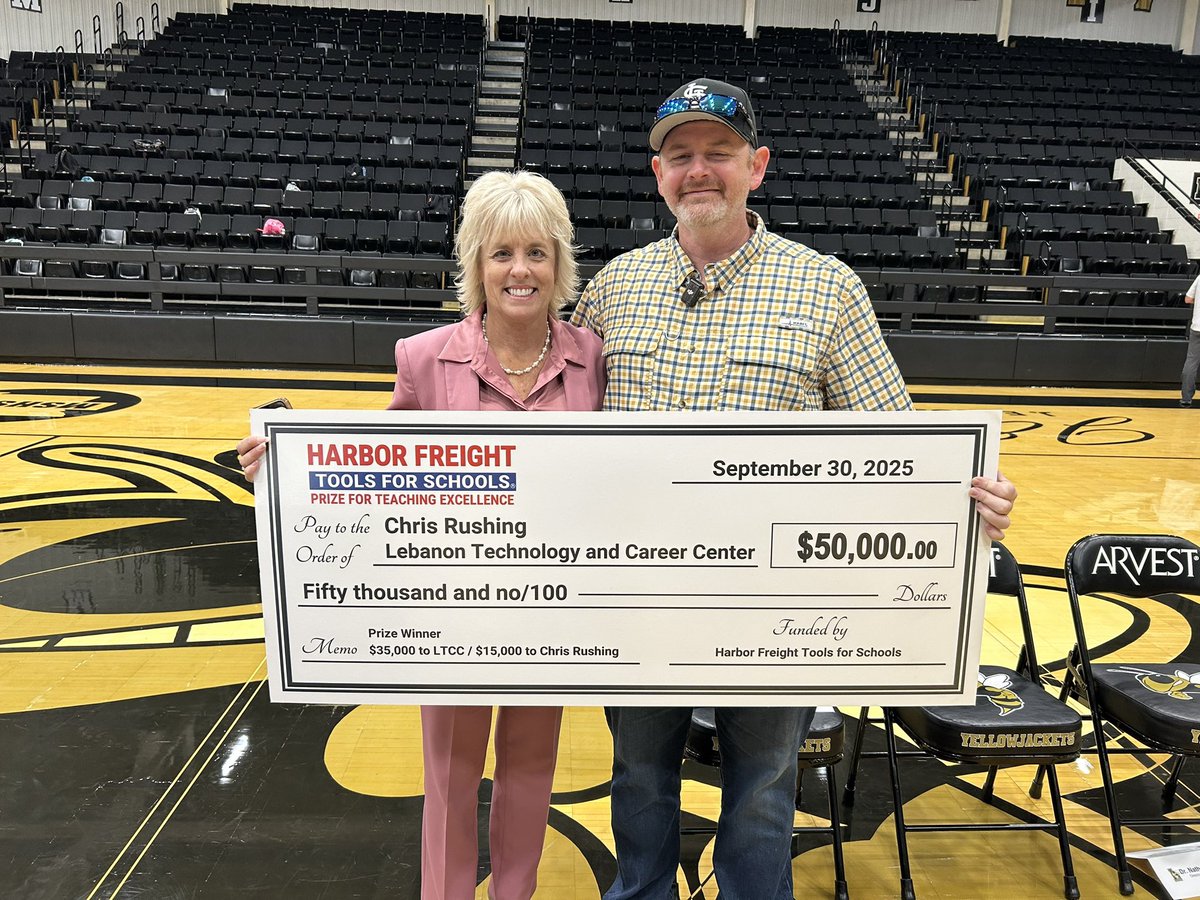 KRJONZ's tweet image. Huge congratulations to Chris Rushing of Lebanon and Dean Reichel of New Bloomfield for being named recipients of the Harbor Freight Tools for Schools Prize for Teaching Excellence! Your dedication and impact in the classroom are making Missouri proud. #WhatWeDoMatters