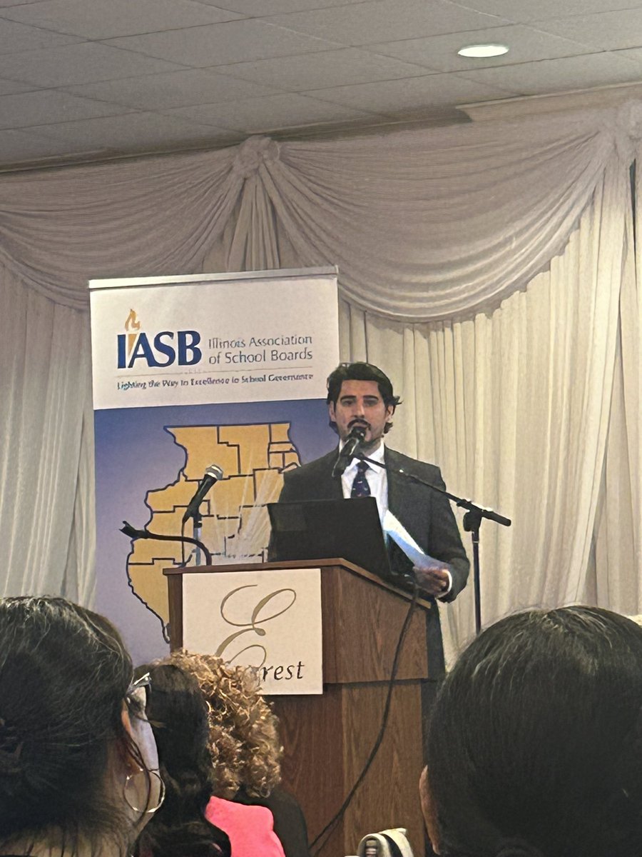 lorigrant89's tweet photo. “…So I became what I needed but did not have…a bilingual science educator” What an honor to hear from Victor Gomez, 2025 Illinois Teacher of the Year at the @ILschoolboards  West Cook Division meeting. Thank you, Victor! https://t.co/rONbWVFDHp