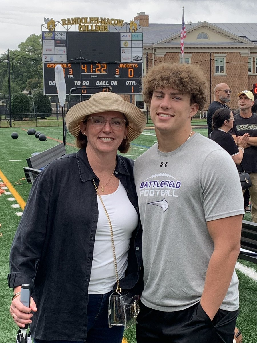 Jonathan B tweet media