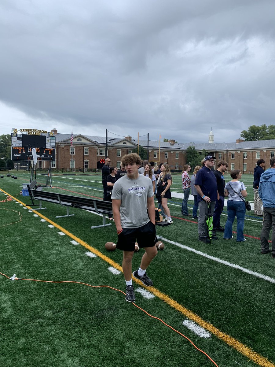 Jonathan B tweet media