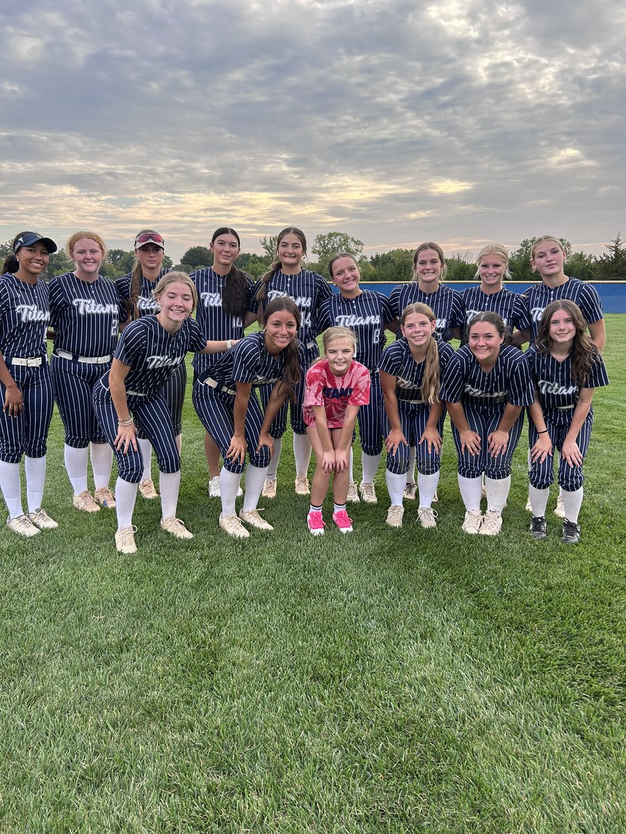 LSWsoftball's tweet image. 