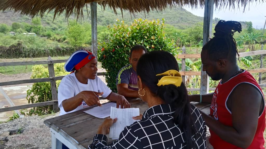 Identificar y atender a familias afectadas por los  las intensas lluvias y recuperar la funcionalidad de los viales y centros dañados durante el evento, son prioridades en Guamá, uno de los municipios más impactados por la tormenta tropical Imelda, en #SantiagoDeCuba.