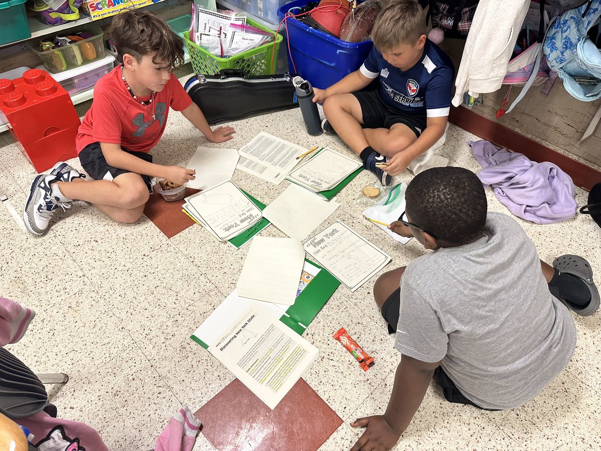 SusanAncnoto's tweet photo. NYS research groups @CraigHillGCSD @GreeceCentral @JulieParsons203 https://t.co/L6yJYWz4t3