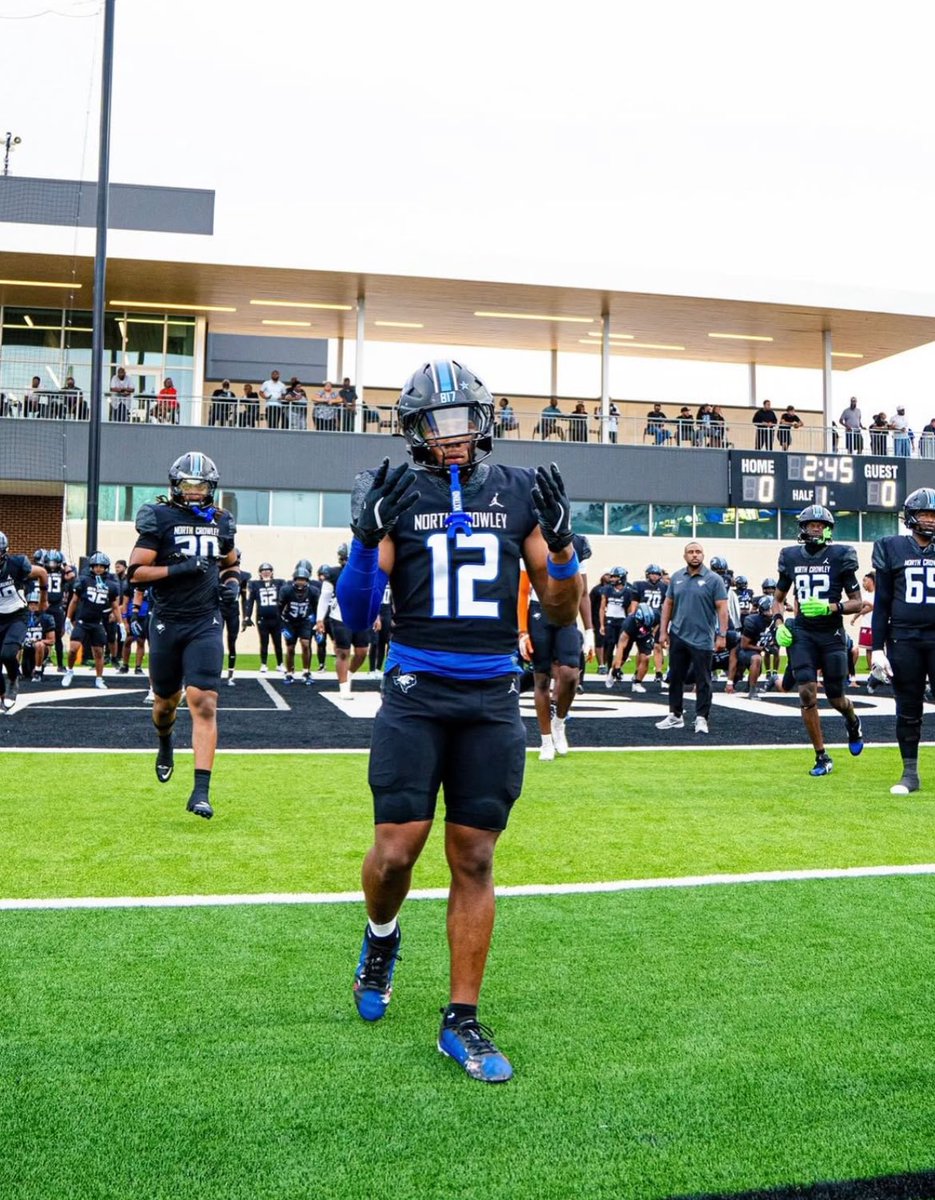 Non-district highlights

Check me out‼️‼️⬇️

hudl.com/video/3/231530…