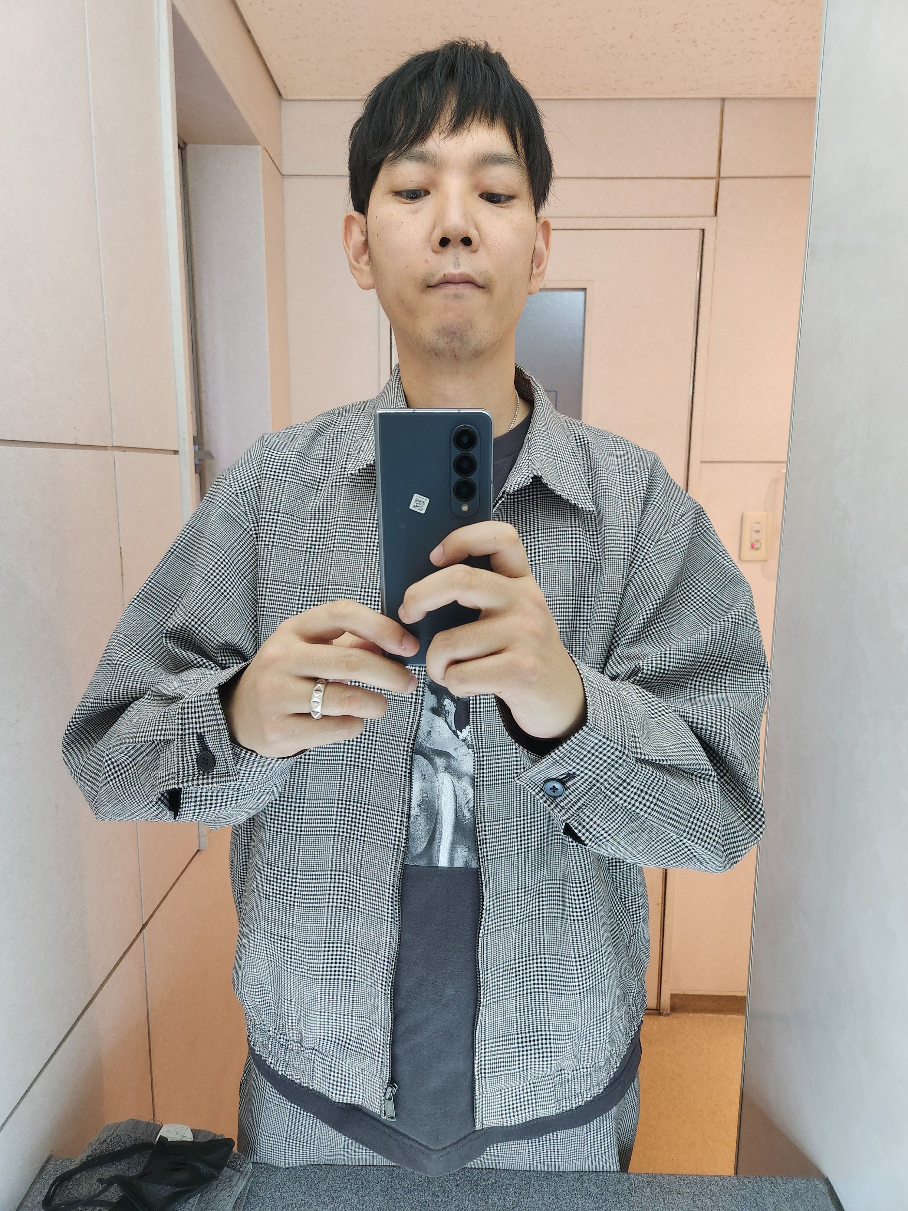 4/15～4/23は発送お休み★レオナールスポーツ☆ジップアップ ブルゾン 4/15～4/23は発送お休み☆レオナールスポーツ☆ジップアップ