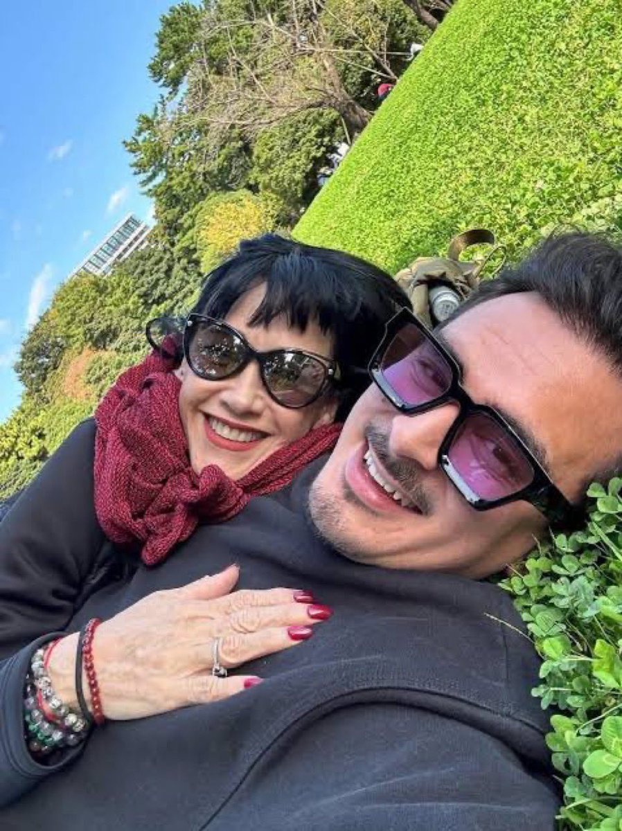 mis amigas y yo bien puestas para ver LMD sabiendo que las funamos y dijimos que jamás lo volveríamos a ver