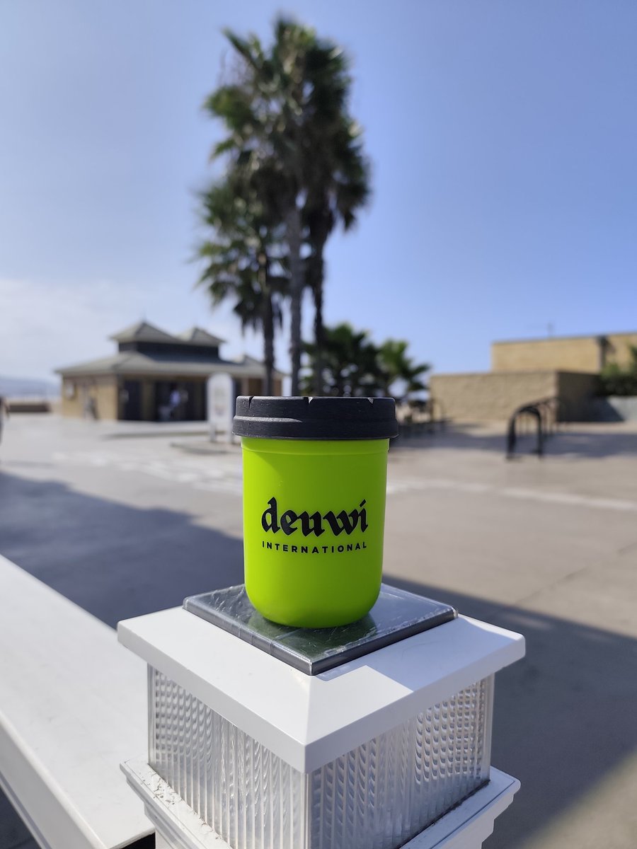 <a href="/deuwi_official/">DEUWI OFFICIAL</a> #LosAngeles #California