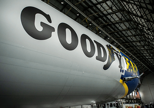 TransporteInfo's tweet photo. El dirigible de Goodyear despierta la magia del pasado, tras 100 años de historia... https://t.co/qp0mfPlngB
@GoodyearMx @porternovelli #dirigible #Historia #blimp #TransporteInfo https://t.co/IR4nxRktB7
