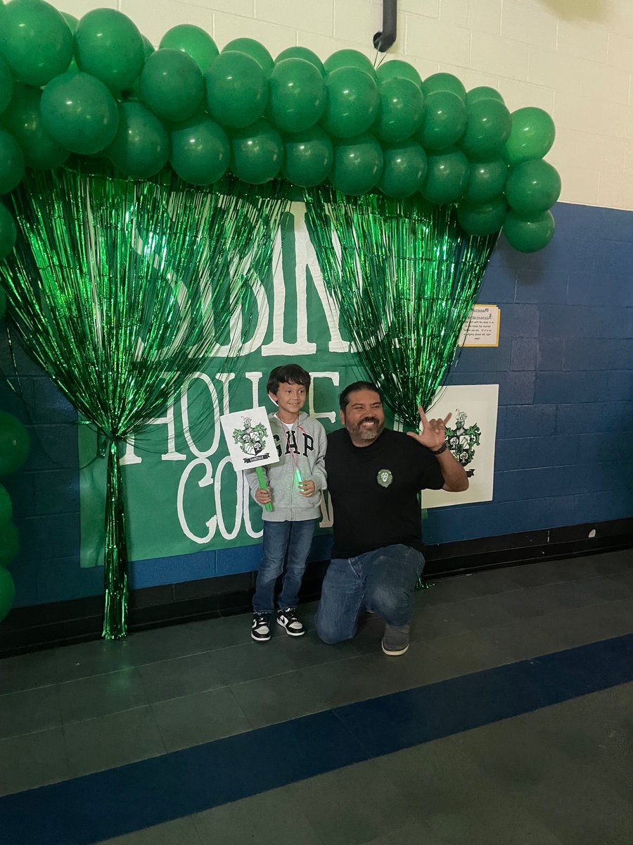 Clopez121299's tweet image. ✨ Another exciting House Selection today with our 2nd and 3rd graders! 🎉 Thank you to our amazing parents for joining the fun and supporting our students as they found their House family. 🤍💚💙❤️ #HouseSelection #BuildingCommunity @NHFineArtsMag @Mr_Quintanilla1