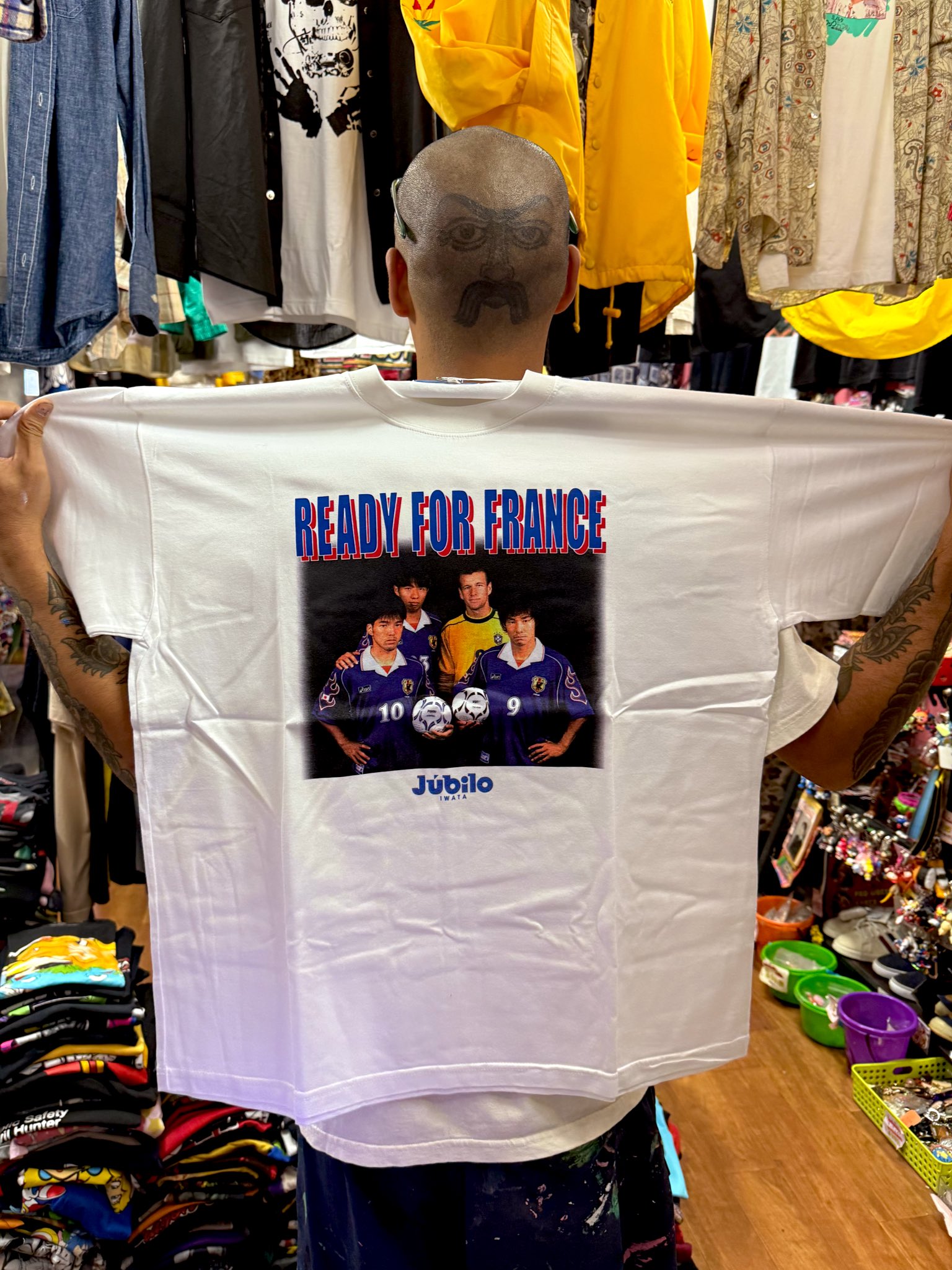ジュビロ磐田 2001年世界クラブ選手権 出場記念Tシャツ ジュビロ磐田 2001年世界クラブ選手権 出場記念Tシャツ