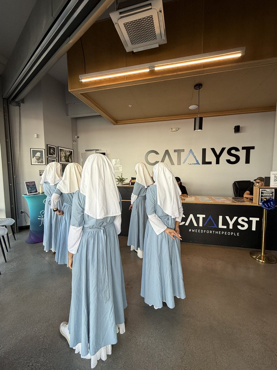 Traditional420's tweet image. See you at the next Sister’s Sesh! October 10th at the Catalyst Hawthorne Lounge @catalyst_ceo @Catalyst_WFTP