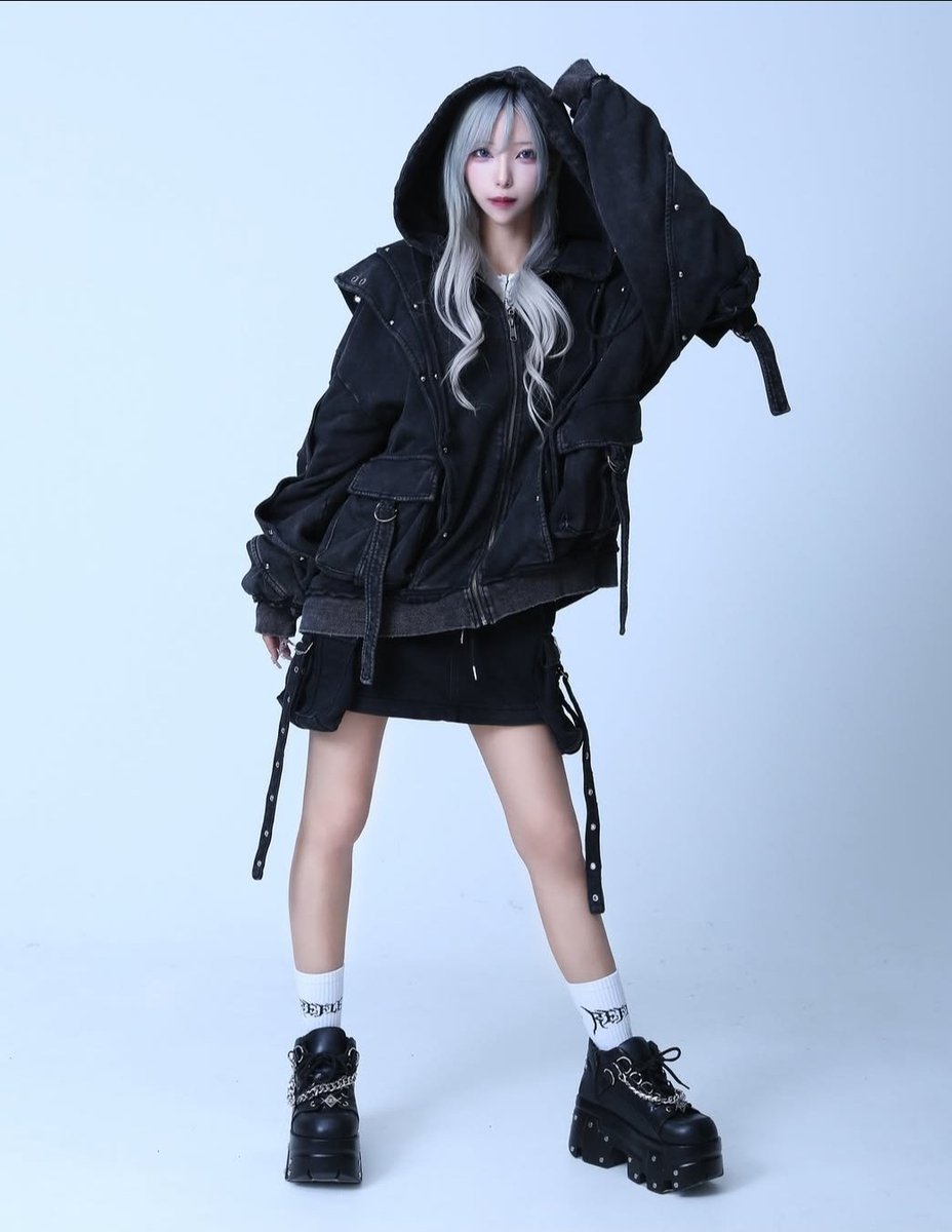 【REFLEM 】
本日10月1日(水) 発売
NEW ARRIVAL 

ヘビーレイヤードZIPパーカー