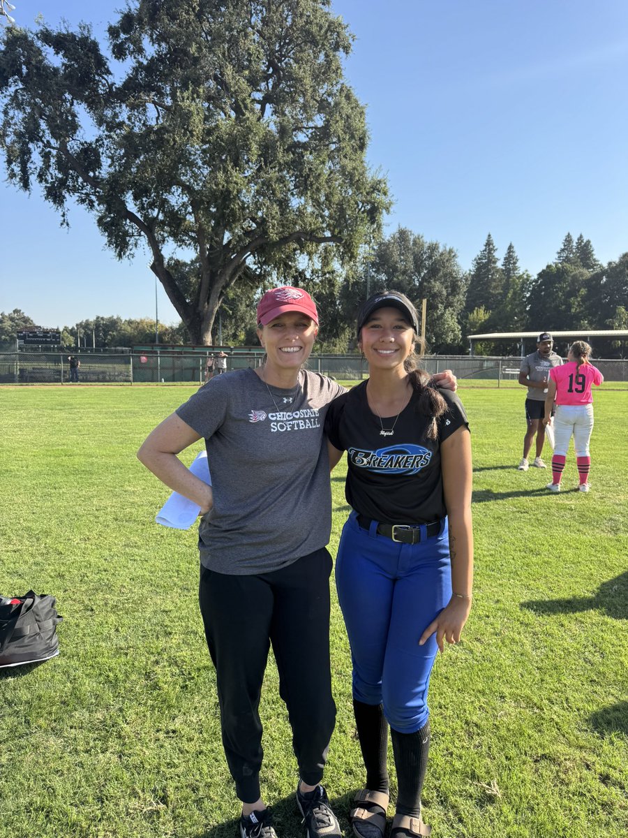 acastillo_2026's tweet photo. Thank you @ChicoStateSB @angelshamblin Coach Wilhite and Coach Shay for a great camp this past weekend! Loved the campus tour as well!
#chicostatesoftball #softballcamp #recruiting #classof2026 https://t.co/g11SGWA4nj