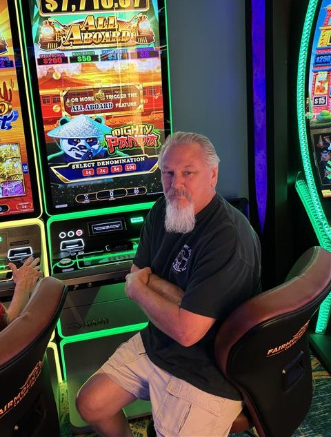 FairmountPk's tweet image. 🎉🐎 Congratulations to today’s Giddy Up Hot Seat winners! 🐎🎉

Each lucky guest rode away with $500 Free Slot Play! 💵✨

👏 Let’s give a big round of applause to our winners — and remember, the next Hot Seat could be YOU! 🍀

#GiddyUpHotSeat #WinnersCircle #FairmountFun