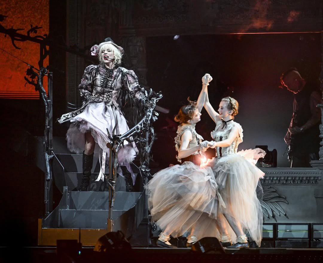 レディー・ガガ、他洋楽DVD&少女時代、KARA、BEAST DVD19枚セット ady GaGa - The Chromatica Ball Tuor2022 real fi