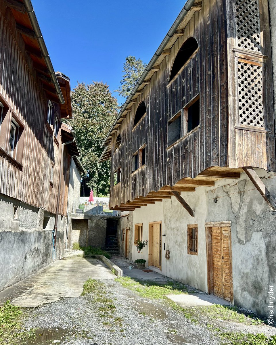 HrSchnyder's tweet image. Ortszentrum Malans #malans #landquart #graubünden #wandern #hiking