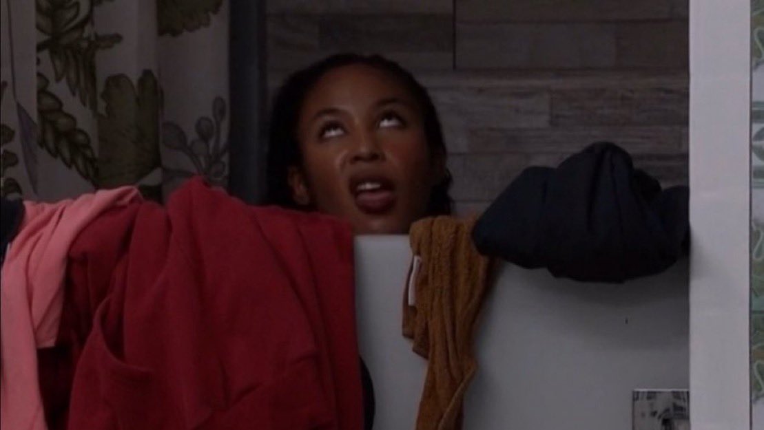 MyStew2's tweet photo. @ashleyhollis__ 👑👑👑 Ashley!!!! Congrats!!! Used these plus more so manyyyyyy time throughout he season #bb27 https://t.co/c4TN1nC3GE