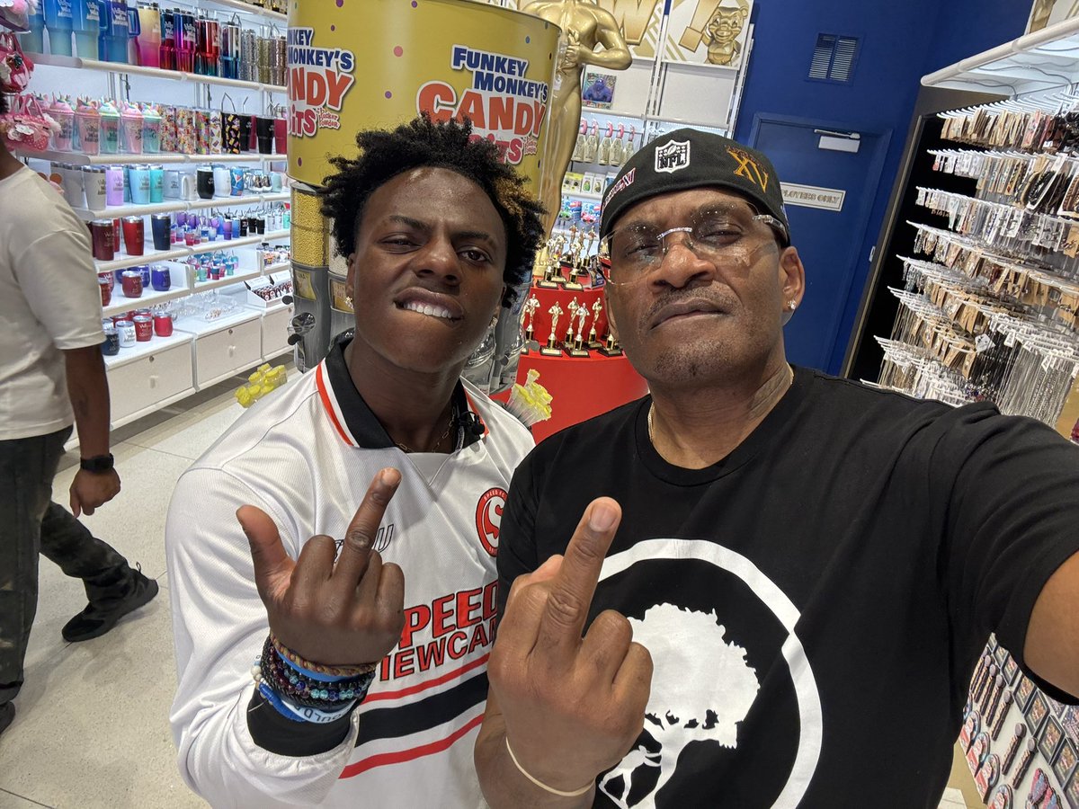 push_trees_'s tweet image. Shoutout to our Homie Shawn for always Reppin Push Trees!!! #IShowSpeed #Franklin #PushTrees