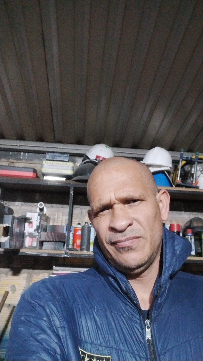 Charles@71 tweet media