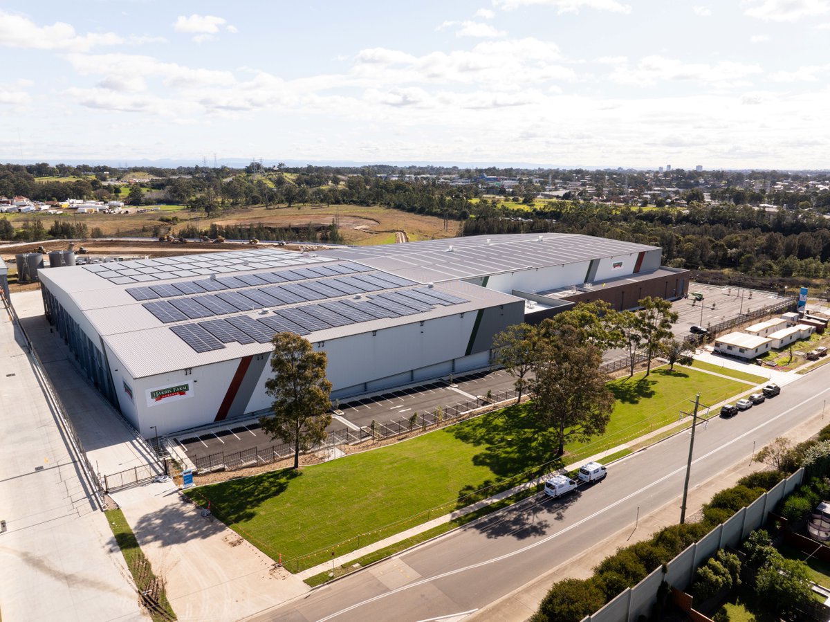 Vanderlande recently delivered a cross-dock sorting solution to Harris Farm Markets’ distribution centre (DC) in Sydney, Australia. It resolves capacity constraints and facilitates supply chain synergies across a number of operational areas: vanderlande.com/news-insights/…?