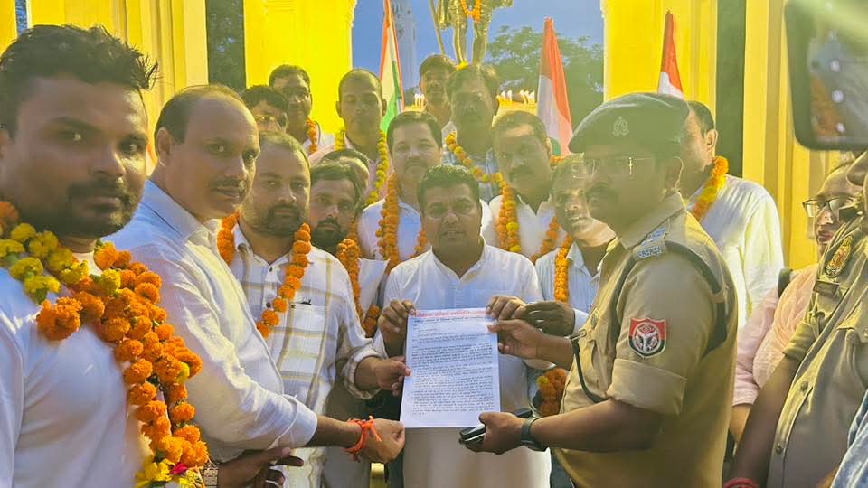 We have supported rights &amp; justice.If this is rebellion,then yes,we have rebelled
#NoNPS_NoUPS_OnlyOPS 
#NoTET_BeforeRTE
<a href="/PMOIndia/">PMO India</a> <a href="/RahulGandhi/">Rahul Gandhi</a> 
<a href="/ravish_journo/">ravish kumar</a> <a href="/Aamitabh2/">Amitabh Agnihotri</a> 
<a href="/bstvlive/">भारत समाचार | Bharat Samachar</a> <a href="/ajitanjum/">Ajit Anjum</a> <a href="/rajeevranjanMKH/">rajeevranjan@maholkyahai</a> <a href="/dhruv_rathee/">Dhruv Rathee</a> 
<a href="/ANI/">ANI</a> <a href="/PTI_News/">Press Trust of India</a>
<a href="/ABPNews/">ABP News</a> <a href="/vijaykbandhu/">Vijay Kumar Bandhu</a>
<a href="/Sthitaprajna_G/">sthita prajna</a>