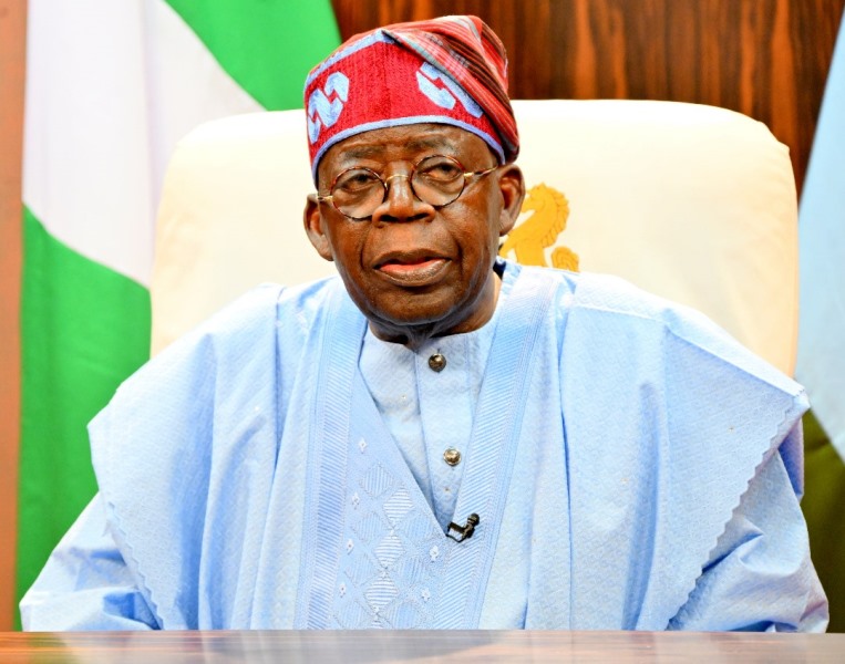 pmnewsnigeria's tweet image. Full Text of Tinubu's 65th Independence Broadcast
NATIONAL BROADCAST BY HIS EXCELLENCY BOLA AHNED TINUBU, GCFR, PRESIDENT OF THE FEDERAL REPUBLIC OF NIGERIA ON
THE 65TH INDEPENDENCE ANNIVERSARY OF NIGERIA,
OCTOBER 1, 2025
Fellow Nigerians,
Today marks the 65th anniversary of…