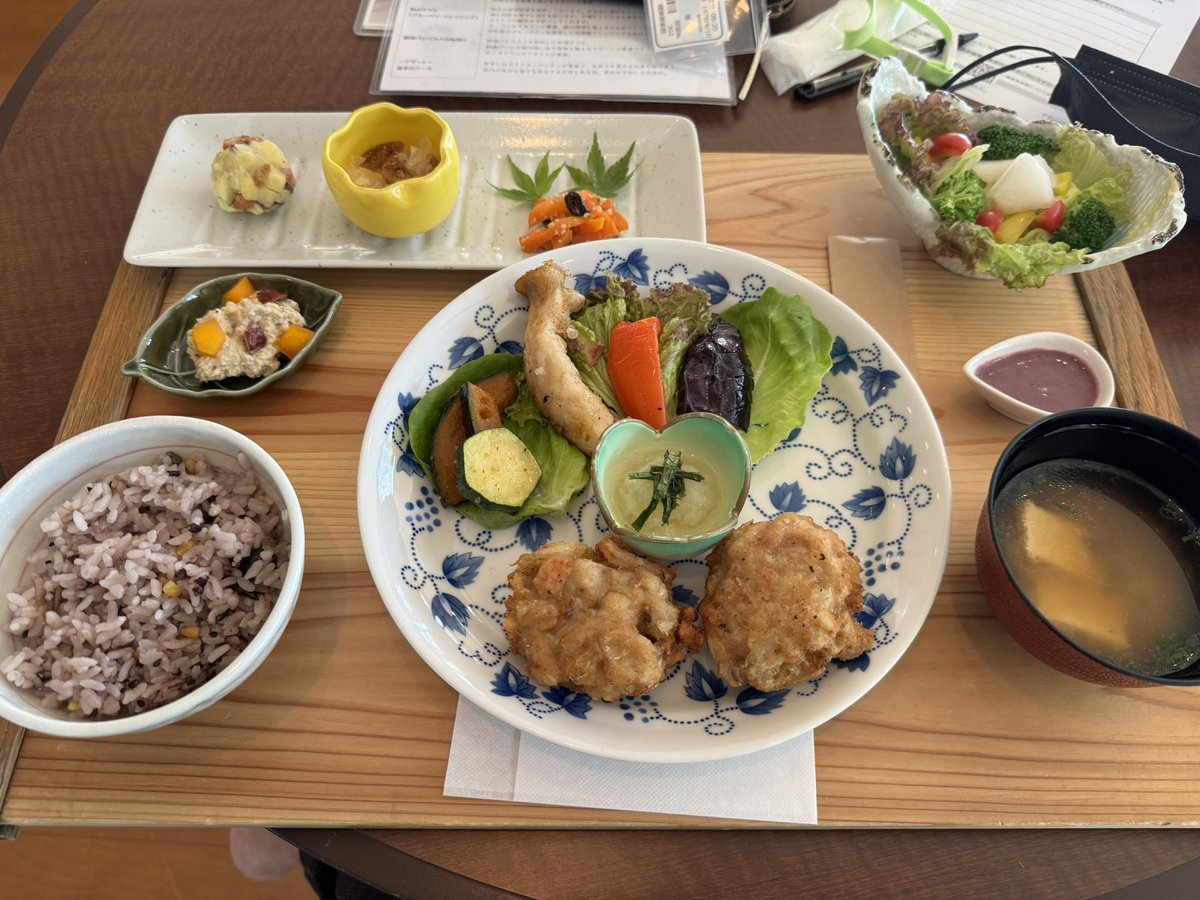 みずいろ tweet media