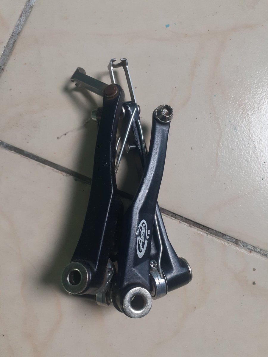 _samm_ay's tweet photo. I sell bike spares. 
Location is Rongai. https://t.co/oulUG83uDD