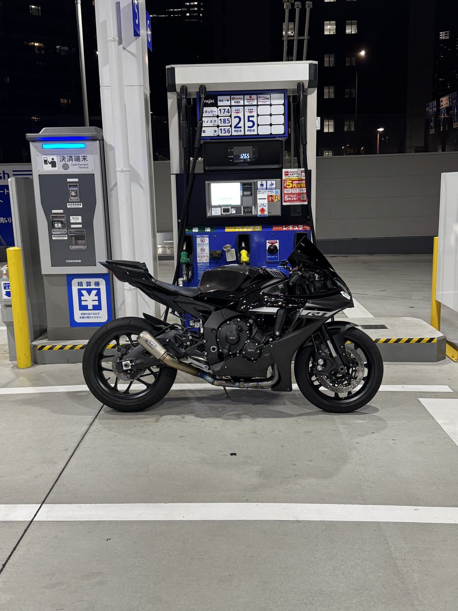 ピンチコック tweet media