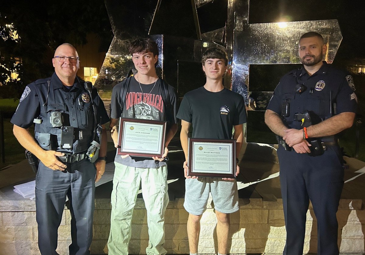 Congratulations to Penn State University Park students Jack Hinshaw and Bailey Mattison who were recently awarded the department's Citizen's Award. Jack and Bailey acted bravely and quickly to extinguish a car fire on campus last summer.

#PennState #PennStatePolice