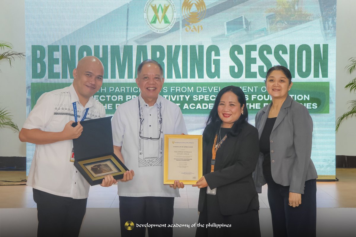 dap_edu_ph's tweet photo. 𝗥𝗘𝗔𝗗: DAP concludes Upskilling Phase of Productivity Specialists Course

Full story here: https://t.co/aVTTDmvLoe https://t.co/3DpP8NyAn9