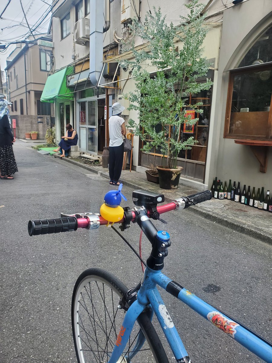cyclecirclet_zw's tweet photo. 美味しかったです!!! #ロードバイク #trackbike #fixedgear #ピスト #roadbike #pist #ポタリング #ゆるポタ #tokyoride #都内ポタリング #都内ポタ #東京ライド #東京ポタリング #サイクリング #bikeporno #パンと焼き菓子と朝steppin https://t.co/WcviQcft5B
