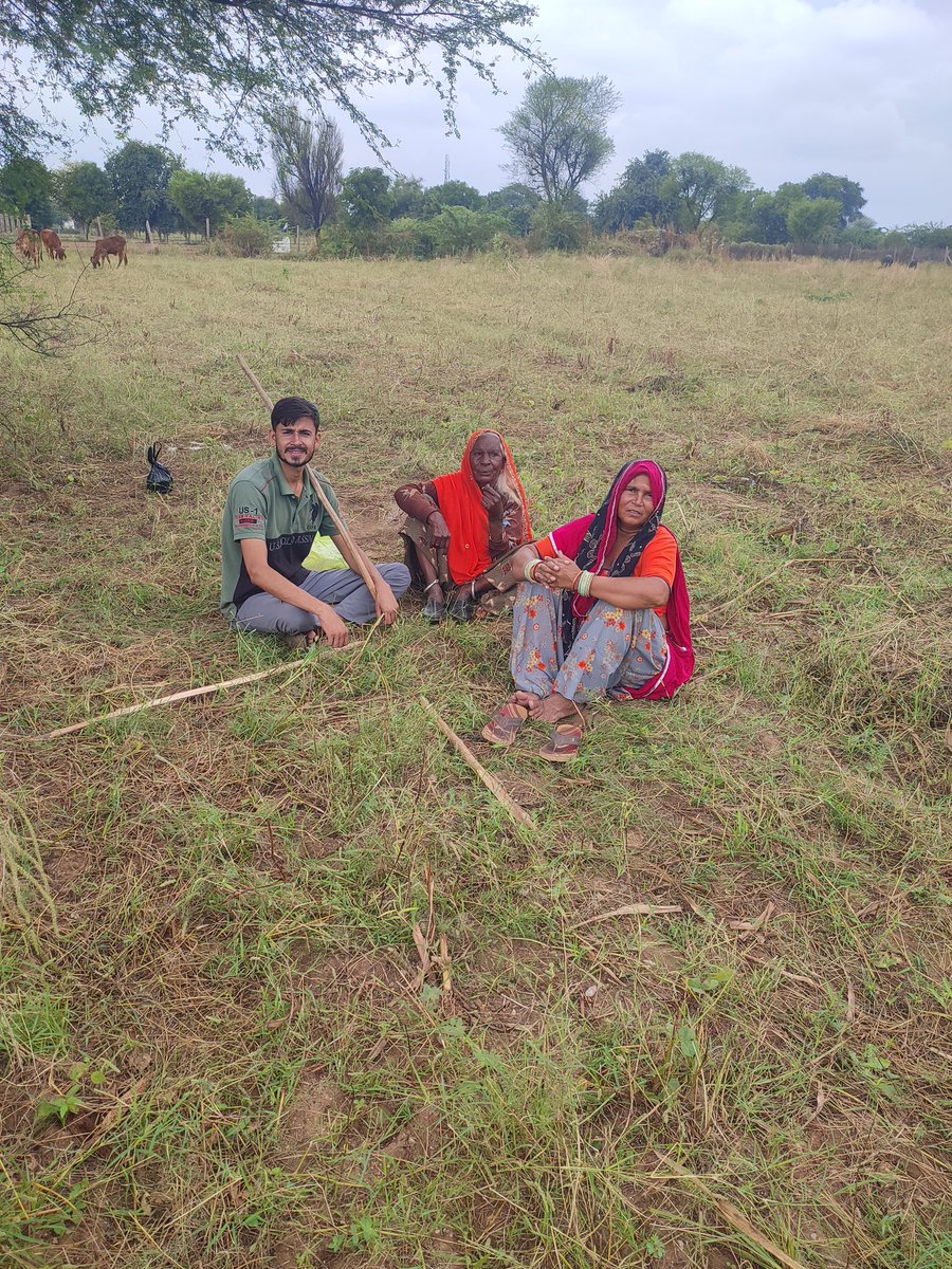 vishaljakhar4u's tweet image. आपकी मेहनत ही गाँव की असली ताकत है, और मेरा हर कदम किसानों और गाँववालों की भलाई के लिए है। 🌾❤️
#ग्राम_स्वराज