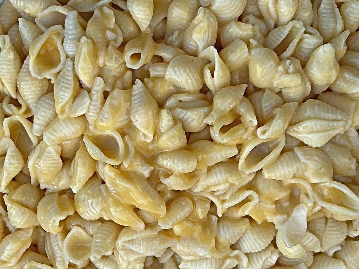 Robotvirgin's tweet image. Annie’s Deluxe Vegan Shells &amp;amp; Vegan Cheddar Style Cheese!

.
. 
.
.
.

#pasta #veganmacandcheese #shells #veganmacaroniandcheese #vegan #veganfood #plantbased #veganism #veganfortheanimals #dairyfree #portlandvegans #govegan #cheeze #vegandinner #vegancheese #pastalover #veganmac