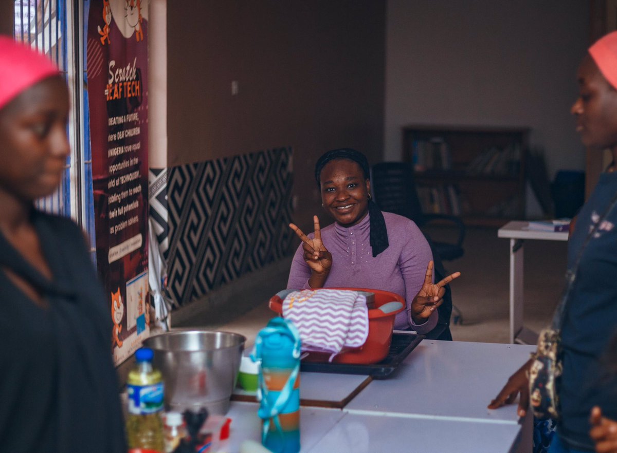 Hands that create, minds that build ,young women rising with purpose and skill,
Crafting independence to become powerful and become a great encouragement for young girls🥰
#deafheart 
#Abilityindisability
<a href="/Tunde_OD/">Tunde Onakoya</a> 
<a href="/UNDP/">UN Development</a> 
<a href="/commonwealthsec/">The Commonwealth</a>