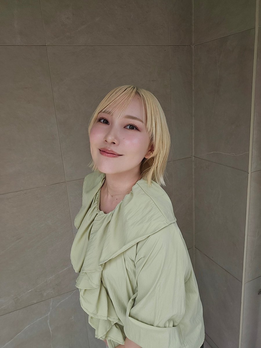 初美メアリ ❦ tweet media