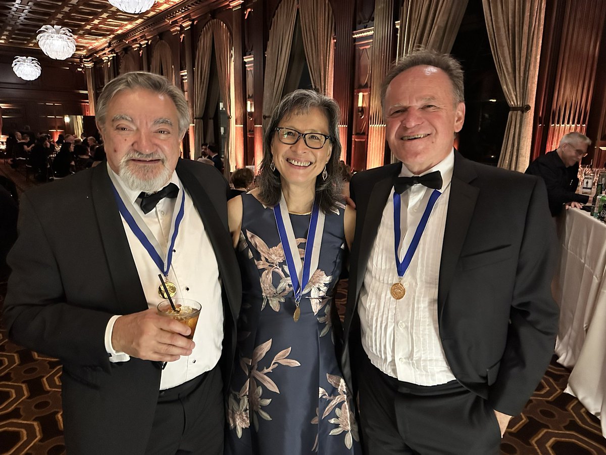 Daniel Chang tweet media