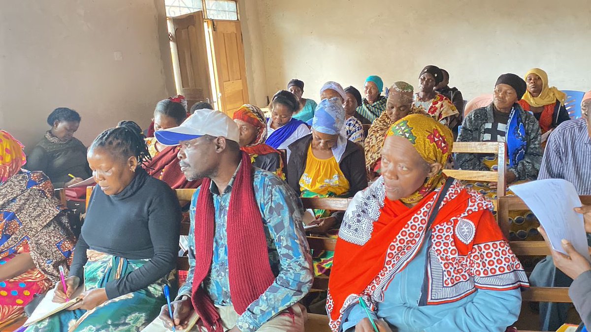 Pembejeo_Agric's tweet image. Pesticides Farmers Training (Horticulture Crops).

It’s ALL about #Handling Techniques.

1. Seed Treaters 2. Insecticides 3. Fungicides and 4. Herbicides

@FARMCARE_CO_LTD