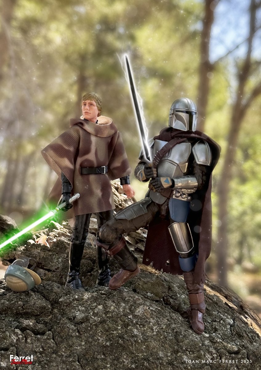 JoanMarcF's tweet photo. TOYPHOTOGRAPHY - The Mandalorian
Hasbro black series 6'inch, trabajo fotográfico en espacio natural, con post-producción.🎬😊

#mandalorian #starwars #may4thbewithyou #tophotography #toyphotography #mandalorianandgrogu #sdcc #photooftheday #ComicCon⬇️📽️🎞️ https://t.co/9Be8thU5Ek