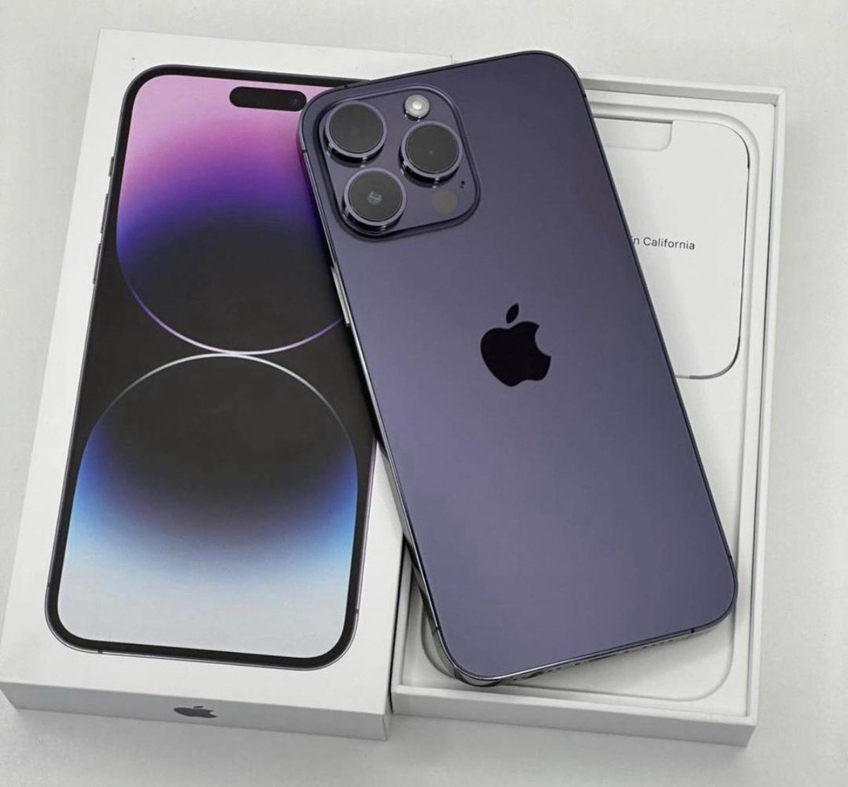 SMART_PHONES_UG's tweet image. 14Pro Max 1TB Brand New🛍️
Deep Purple Colour
Price -2,700,000/=
Swaps Allowed✅

Call 0756301431
