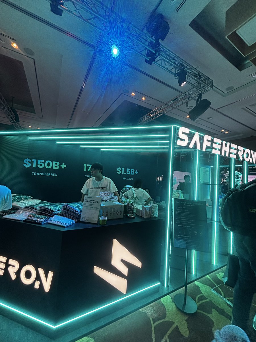RythmeNagr64107's tweet image. Gm guys! 
Here at @safeheron booth at token 2049 and it’s amazing ! The tech they are bringing is insane ! 

#Token2049 #safeheron #web3security #digitalAssets