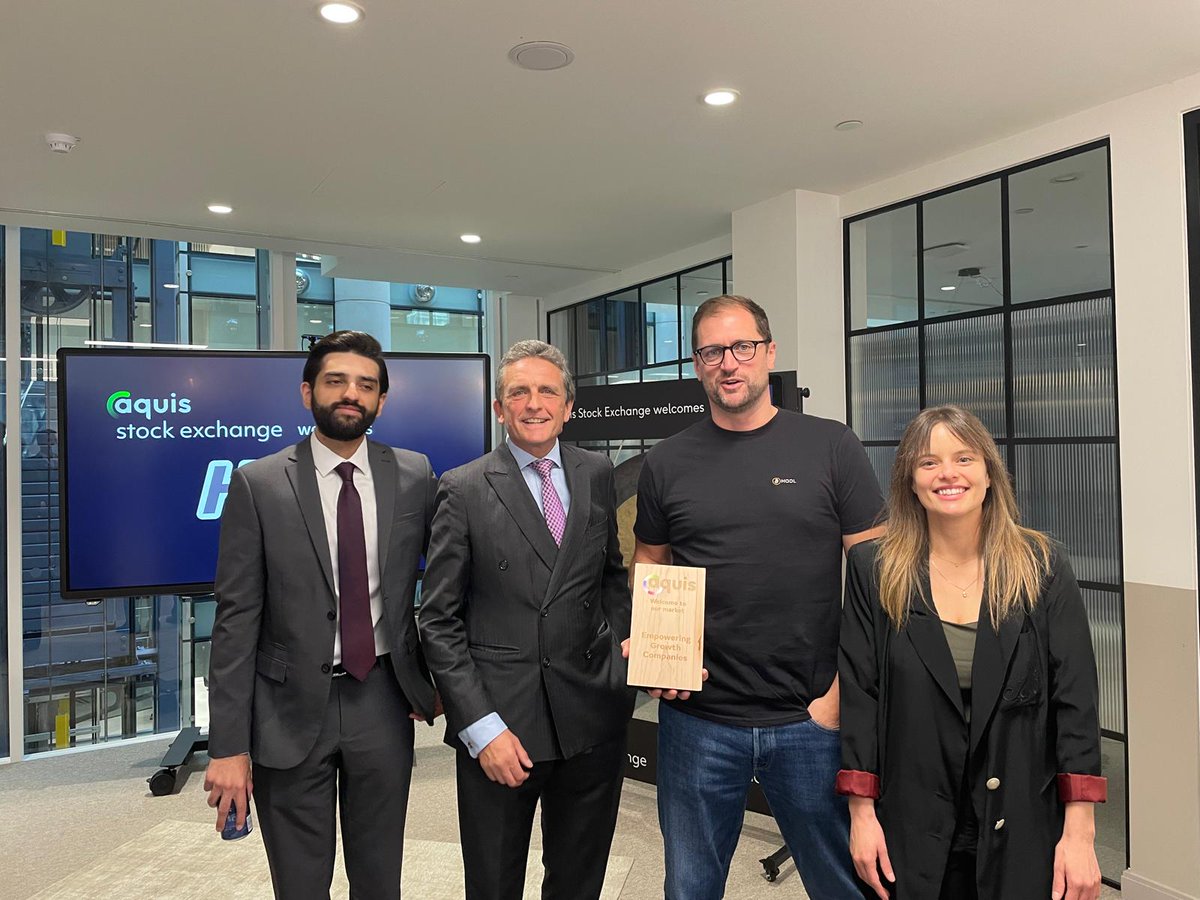 FirstSentinelCF's tweet image. 🎉 The First Sentinel team at the Market Open ceremony last week, celebrating our client, @bitcoinhodlco (AQSE: HODL), listing on the @AquisStockEx!

🔗 Read more from AQSE here: aquis.eu/stock-exchange…

Congratulations to the team at B HODL Plc!

#AQSE #Marketopen #FirstSentinel