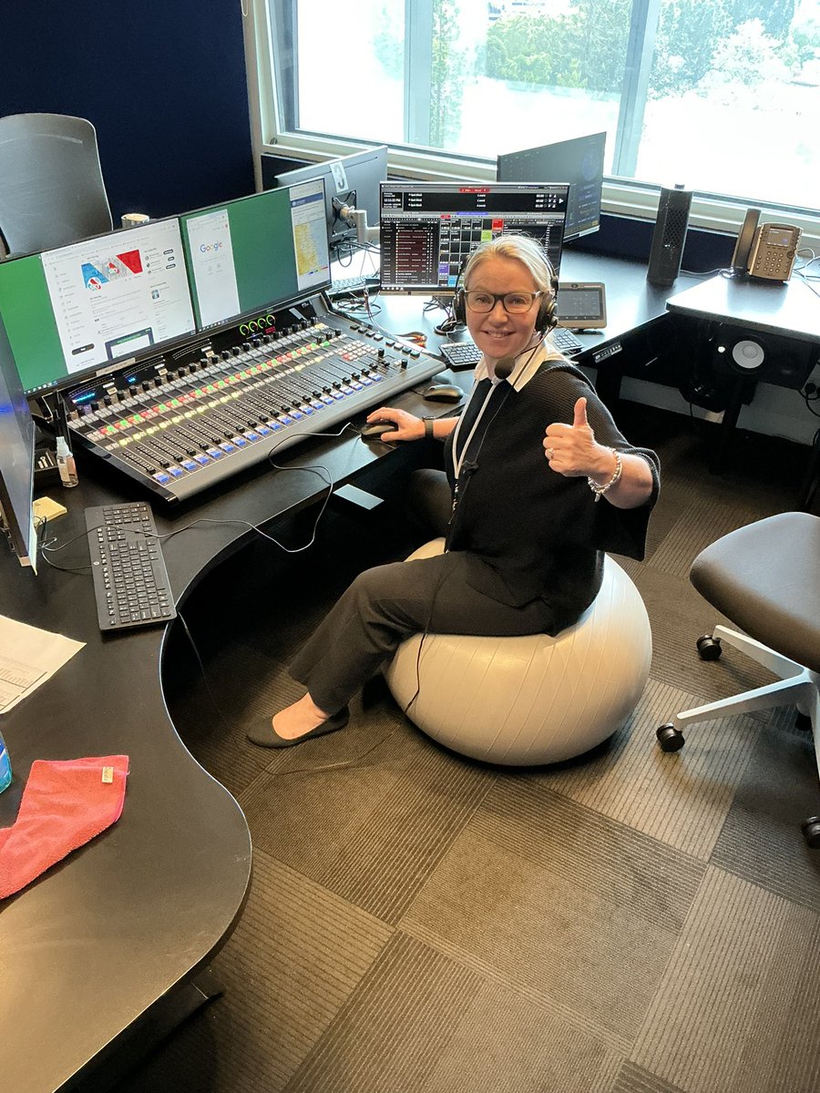 STEVE HEWLETT 🏇🎣 🛥👩🦳📻🏃♂️ tweet media