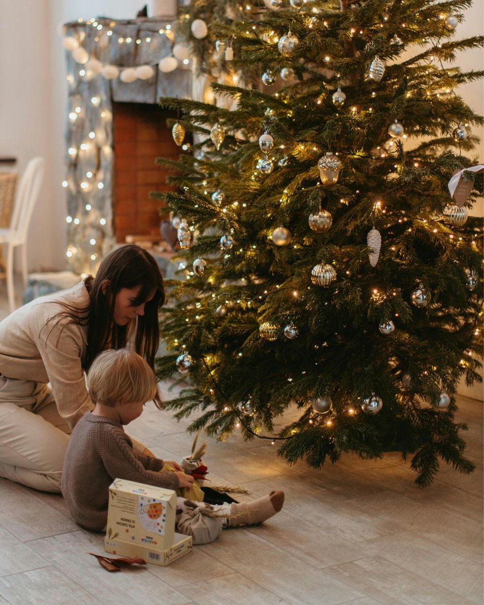 TGBlawyers's tweet photo. Planning Christmas parenting arrangements? 
Early planning helps reduce stress and ensures your children enjoy a smooth holiday season. 
TGB Senior Associate Deanna Gatto shares expert advice in our latest blog. 
📖 Read it here: https://t.co/aQbP1bBt4h https://t.co/4mjnnUQbXS