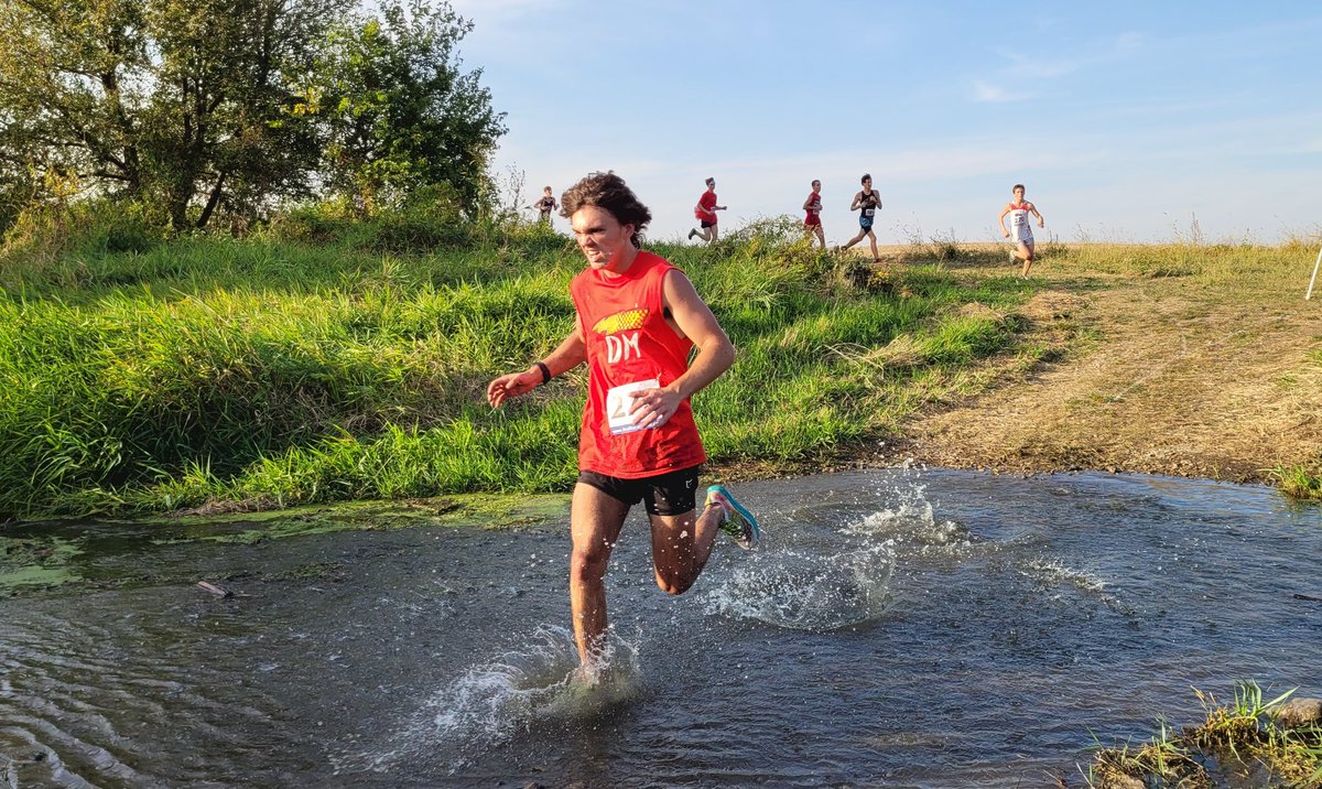 Dee-Mack XC & TF tweet media